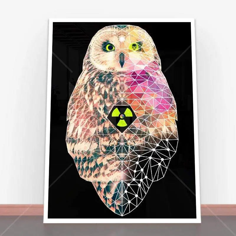 Framed owl art in geometric style from Plakat Poly Owlism, ideal for młodzieżowe plakaty